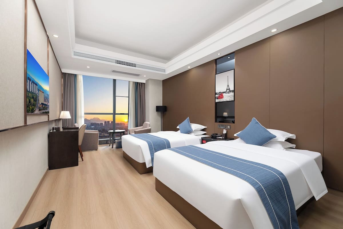 Free WiFi, bed sheets