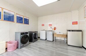 Laundry room - Ramada by Wyndham Zhangjiajie (Zhangjiajie)