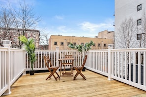 Room 3 with private bathroom | Terrace/patio