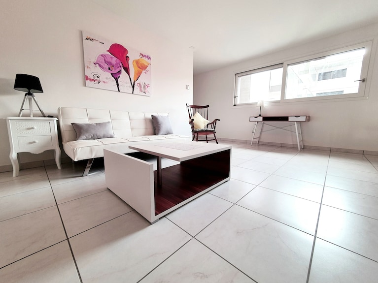 Happy White Apt. 503 - Locarno