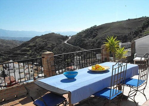 Casa de Luz Almáchar