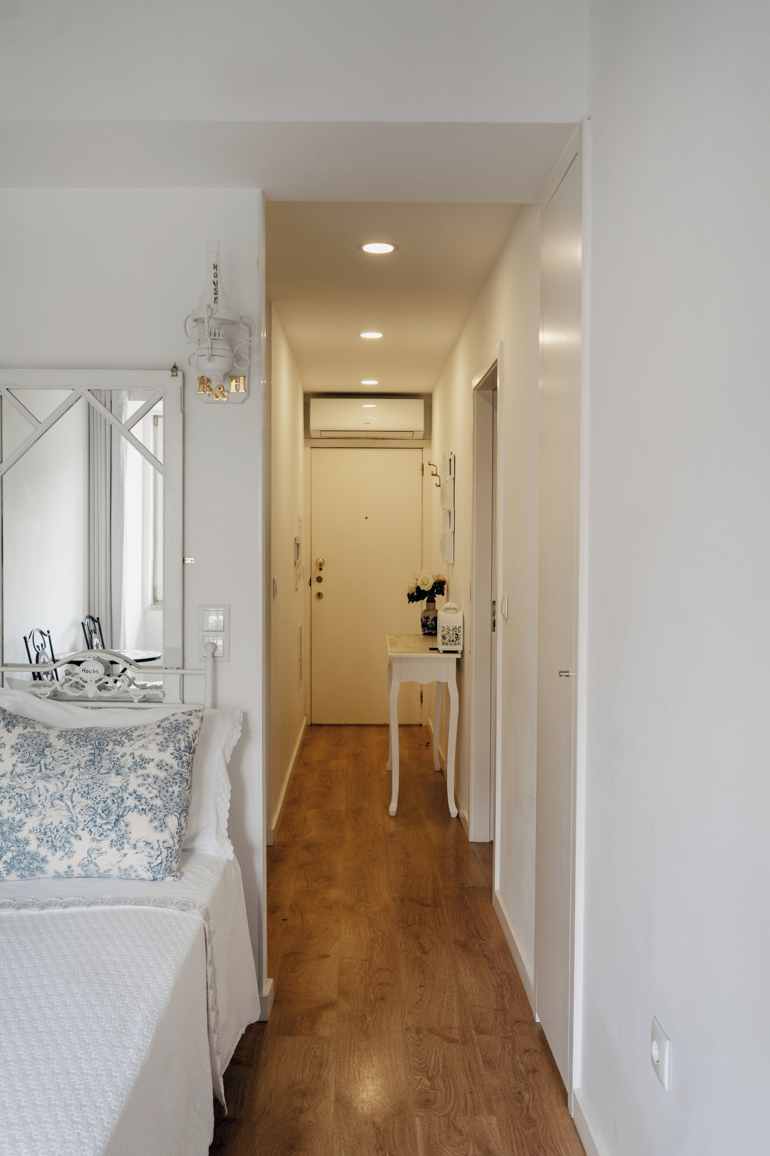 Studio | Individuelt dekorert, individuelt innredet og blendingsgardiner