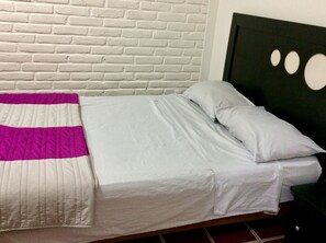 Phòng đôi | Màn/rèm cản sáng, bàn ủi/dụng cụ ủi quần áo