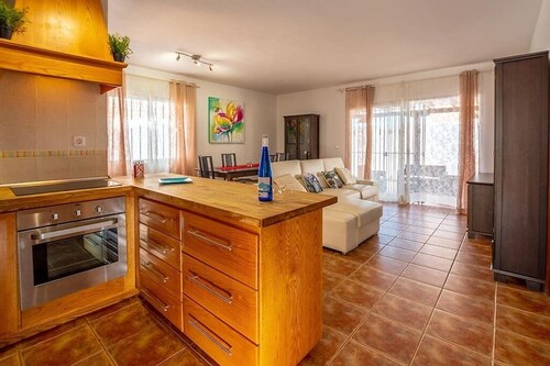 Villa Rosa - Three Bedroom Chalet, Sleeps 5