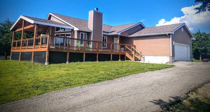Room for large family at Milford Lake, Kansas