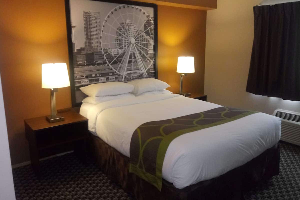 Premium bedding, pillowtop beds, desk, laptop workspace