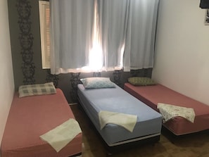 Triple Room | Iron/ironing board, free WiFi, bed sheets, wheelchair access