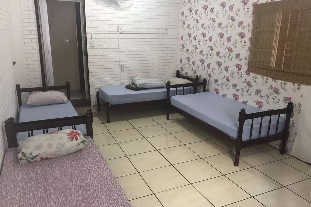 Iron/ironing board, free WiFi, bed sheets, wheelchair access