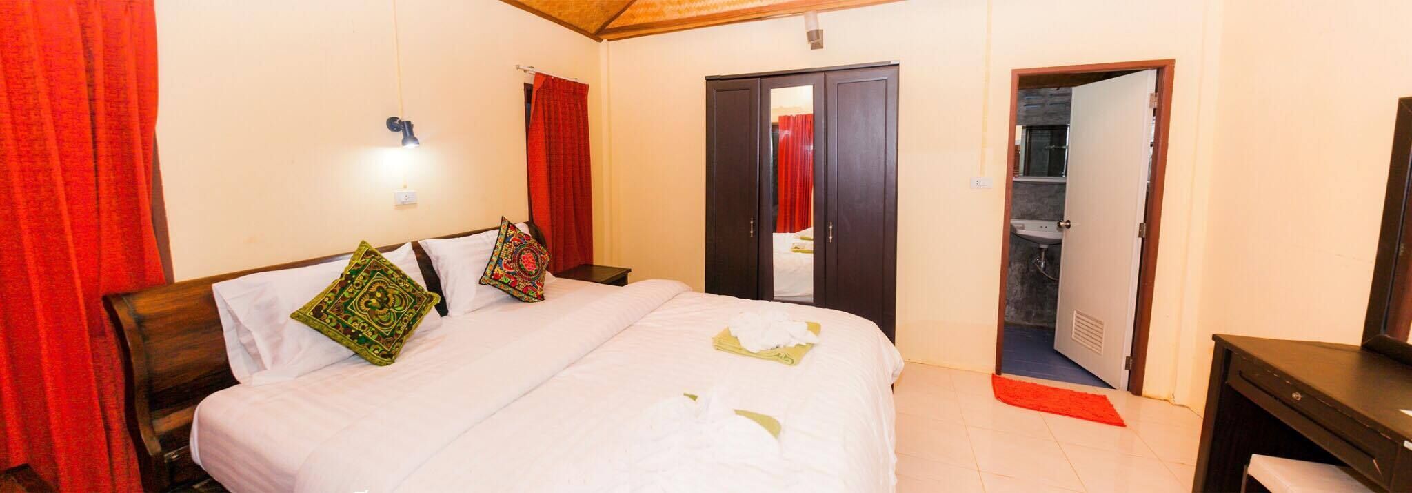 Photo - Isara Lanta Beach Resort