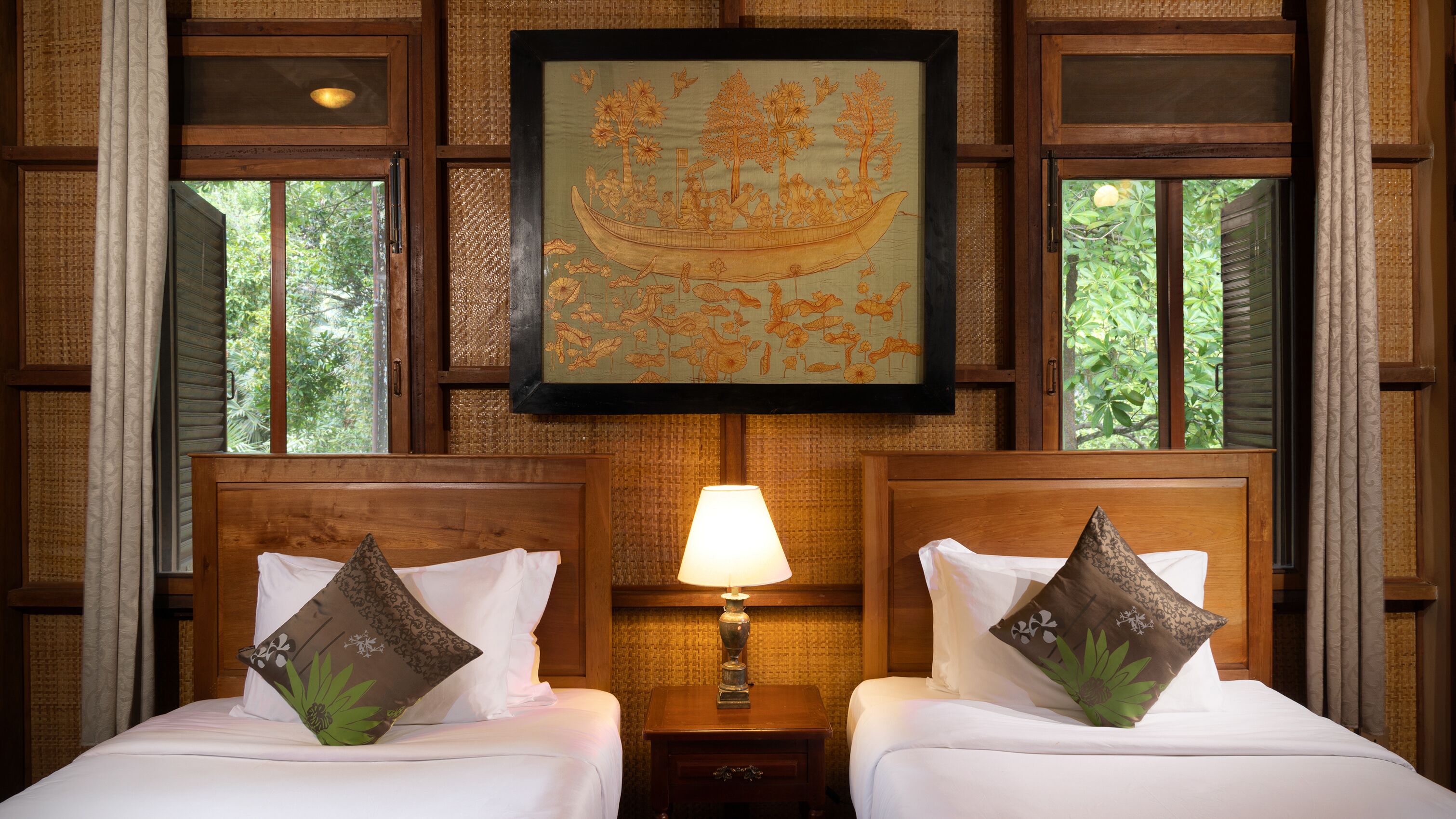 minibar, in-room safe, individually decorated, individually furnished