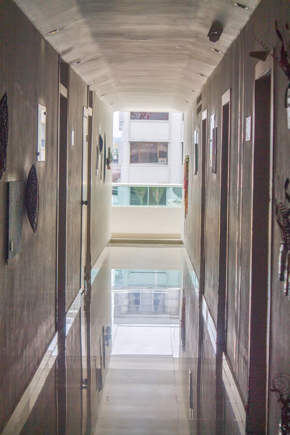 Hallway - Hotel Alcázar (Montería)
