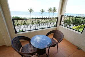 Gallery Double Room (Southern France) | Memory foam beds, individually decorated, individually furnished, desk