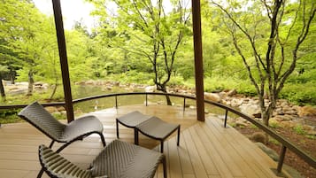 Tennoza with Open-air Bath and Private Bathroom | In-room safe, individually decorated, individually furnished, desk