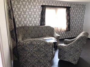 غرفة المعيشة