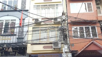 Fachada da propriedade