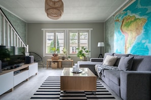 Huoneisto, 2 makuuhuonetta, sauna | Olohuone | Taulutelevisio