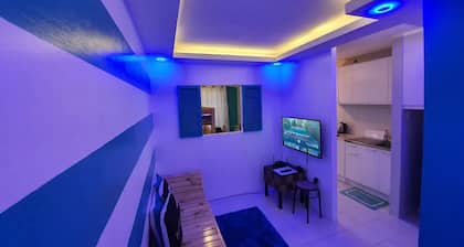 Relaxing Condo Beside Enchanted Kingdom