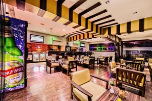 International cuisine - Raghu Mahal Hotel (Udaipur)