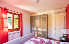 Villa, 4 Schlafzimmer (Villa Miramare) | Ausblick vom Zimmer