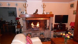 Fireplace - Chambres d'Hotes Al Camp d'Espalougues (Ur)