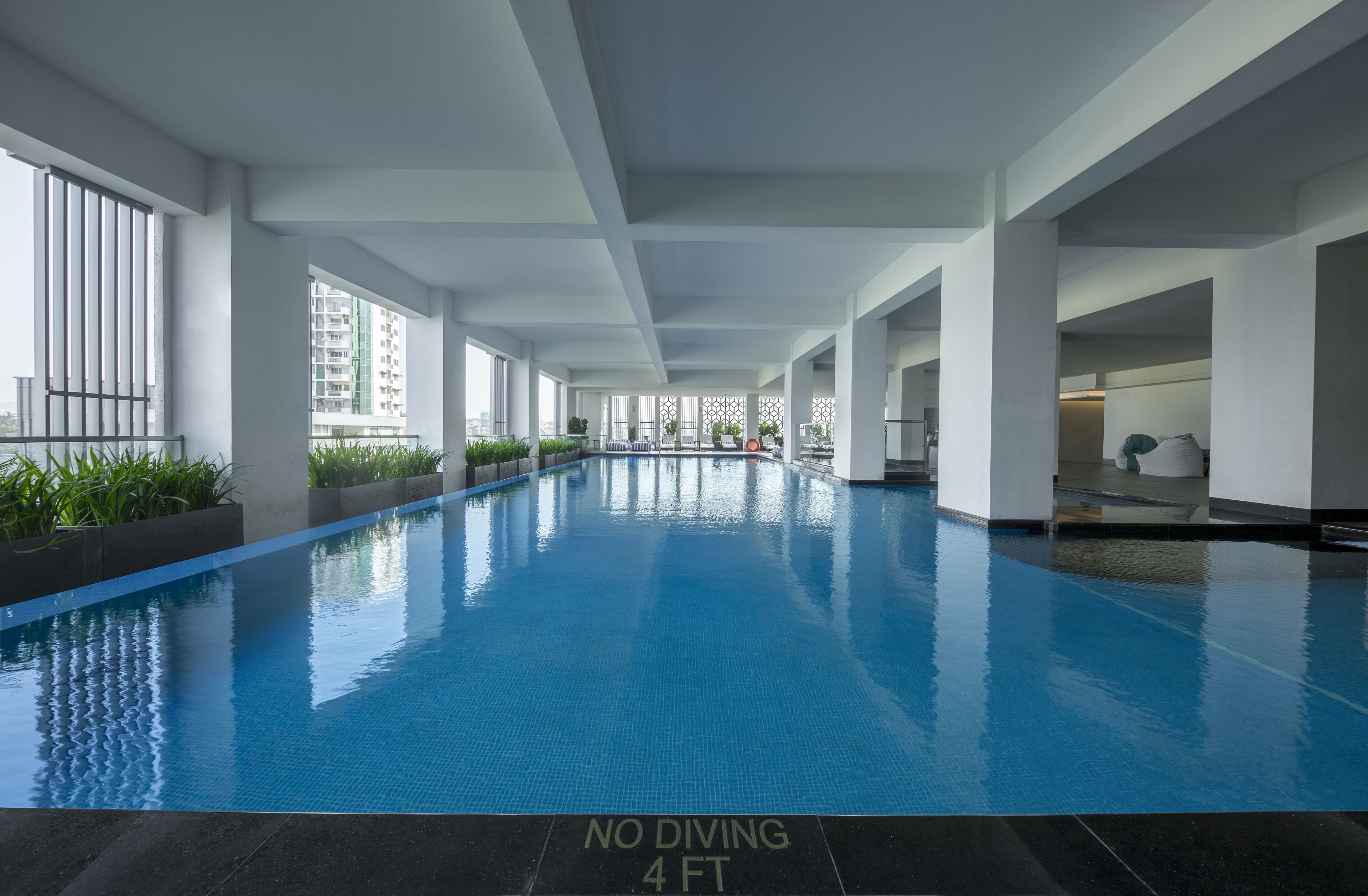 indoor pool, pool loungers
