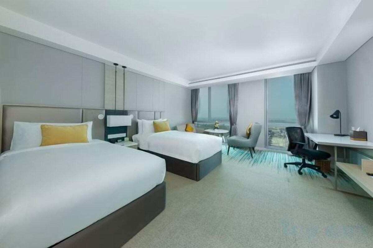 Minibar, in-room safe, desk, blackout drapes
