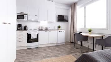 Studio Apartment for 2 | Khu phòng khách | TV màn hình phẳng