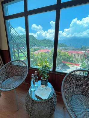 Deluxe Double Room | Laptop workspace, blackout drapes, free WiFi, bed sheets