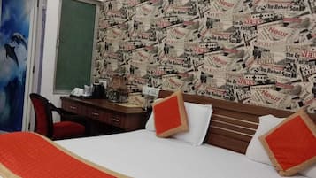 Deluxe Room, 1 Double Bed | Free WiFi, bed sheets
