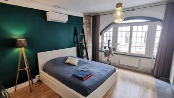 3 室のベッドルーム、アイロン / アイロン台、旅行用ベビーベッド、WiFi