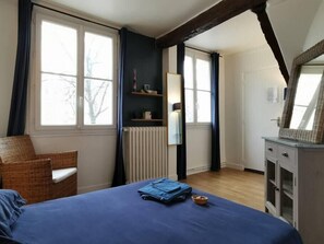 3 bedrooms, iron/ironing board, travel crib, WiFi
