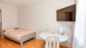 Standard Twin Room, 2 Single Beds | Desk, free WiFi, bed sheets