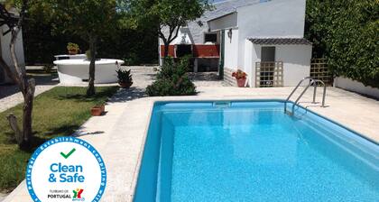 Villa with Private Pool (Casinha dos Avós)