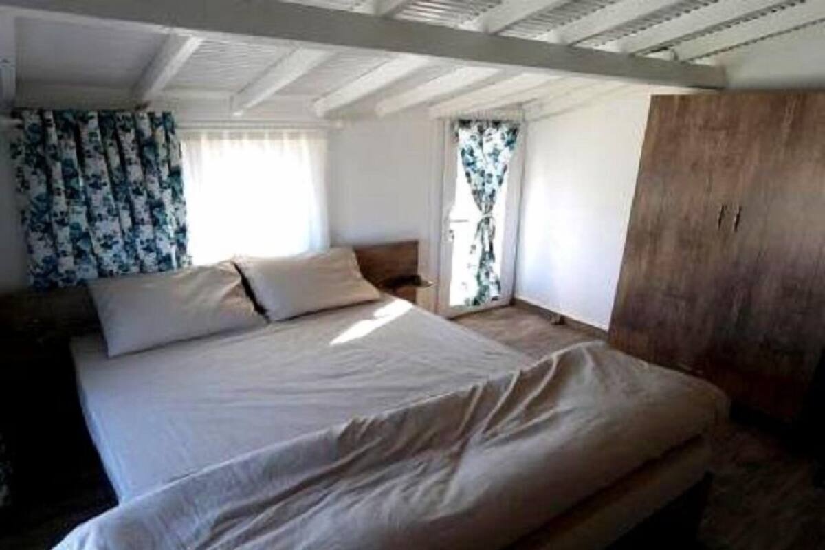 Frigobar, Wi-Fi de cortesia, roupa de cama