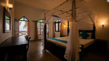 Superior Double Room | Memory-foam beds, individually furnished, desk, laptop workspace