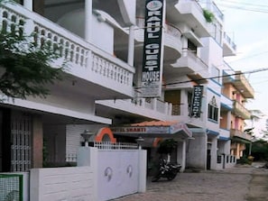 Exterior - Hotel Shanti (Gaya)