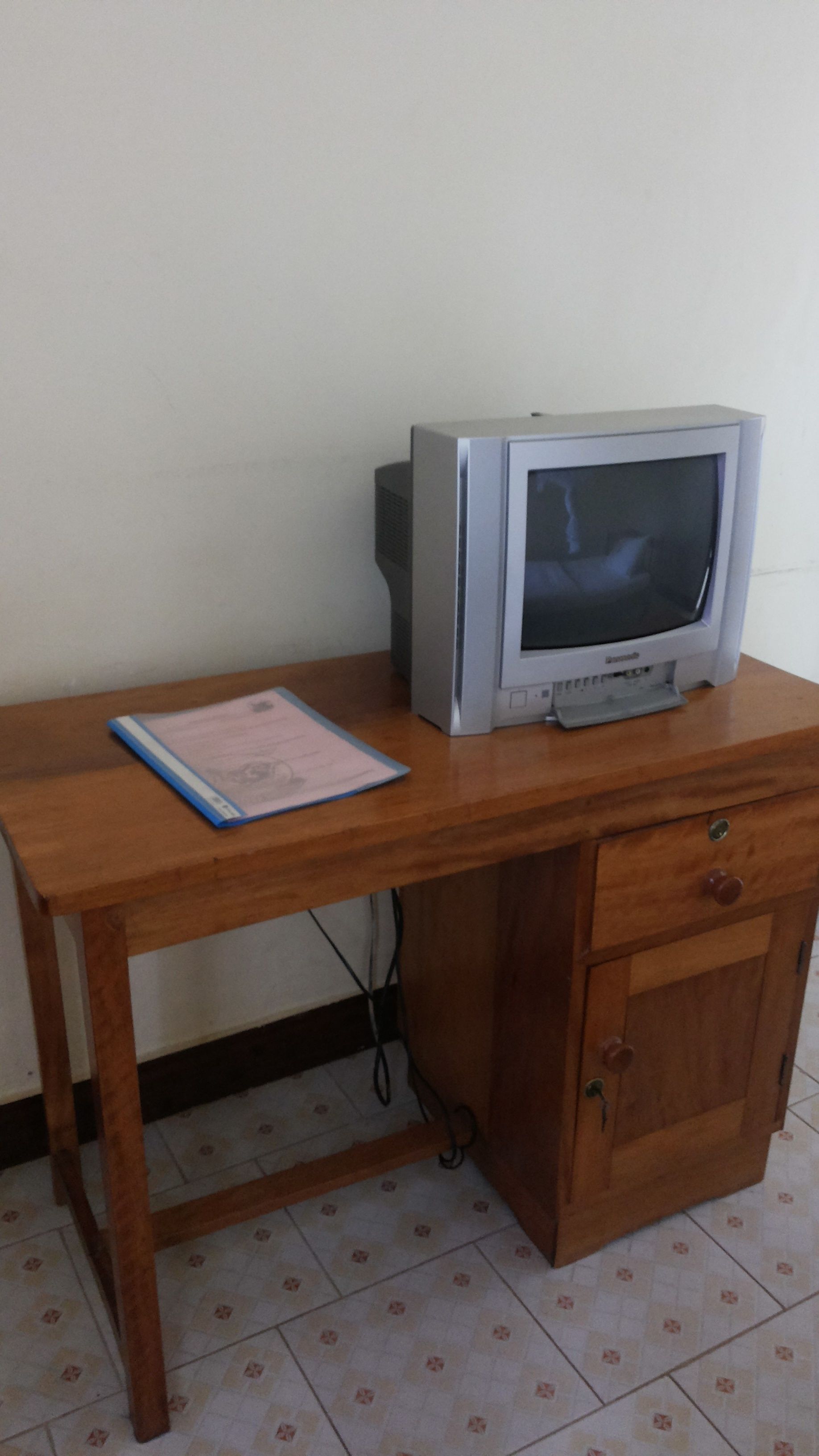 TV