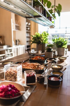 Daily buffet breakfast for a fee - VALO Hotel & Work Helsinki (Helsinki)