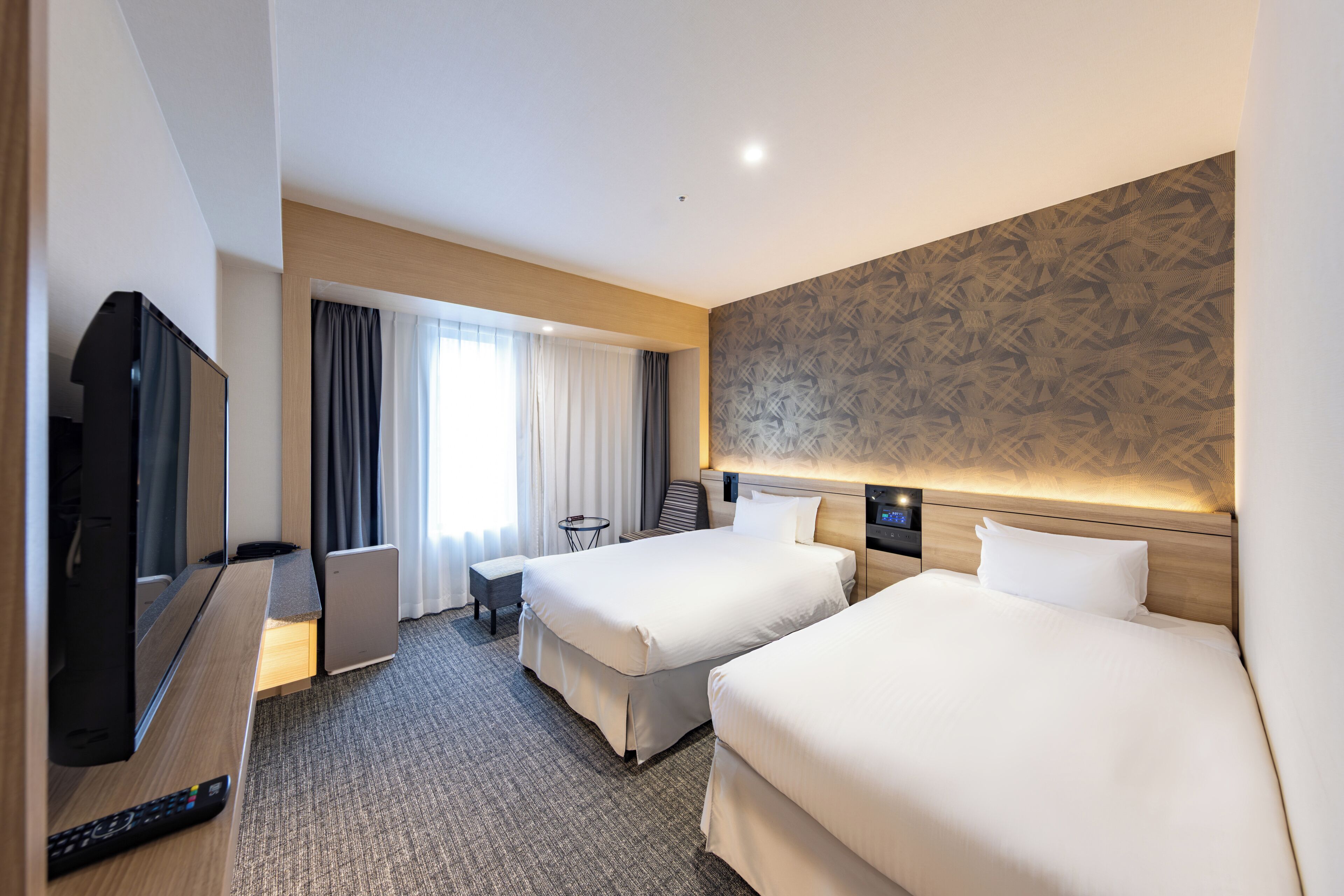 Standard Twin Room | Desk, WiFi (free), bed sheets