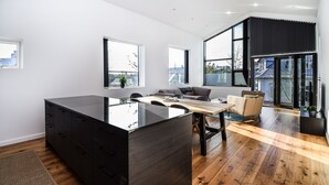 Unclassified image, 4 of 24, button - Luxury Penthouse F8 (Reykjavik)