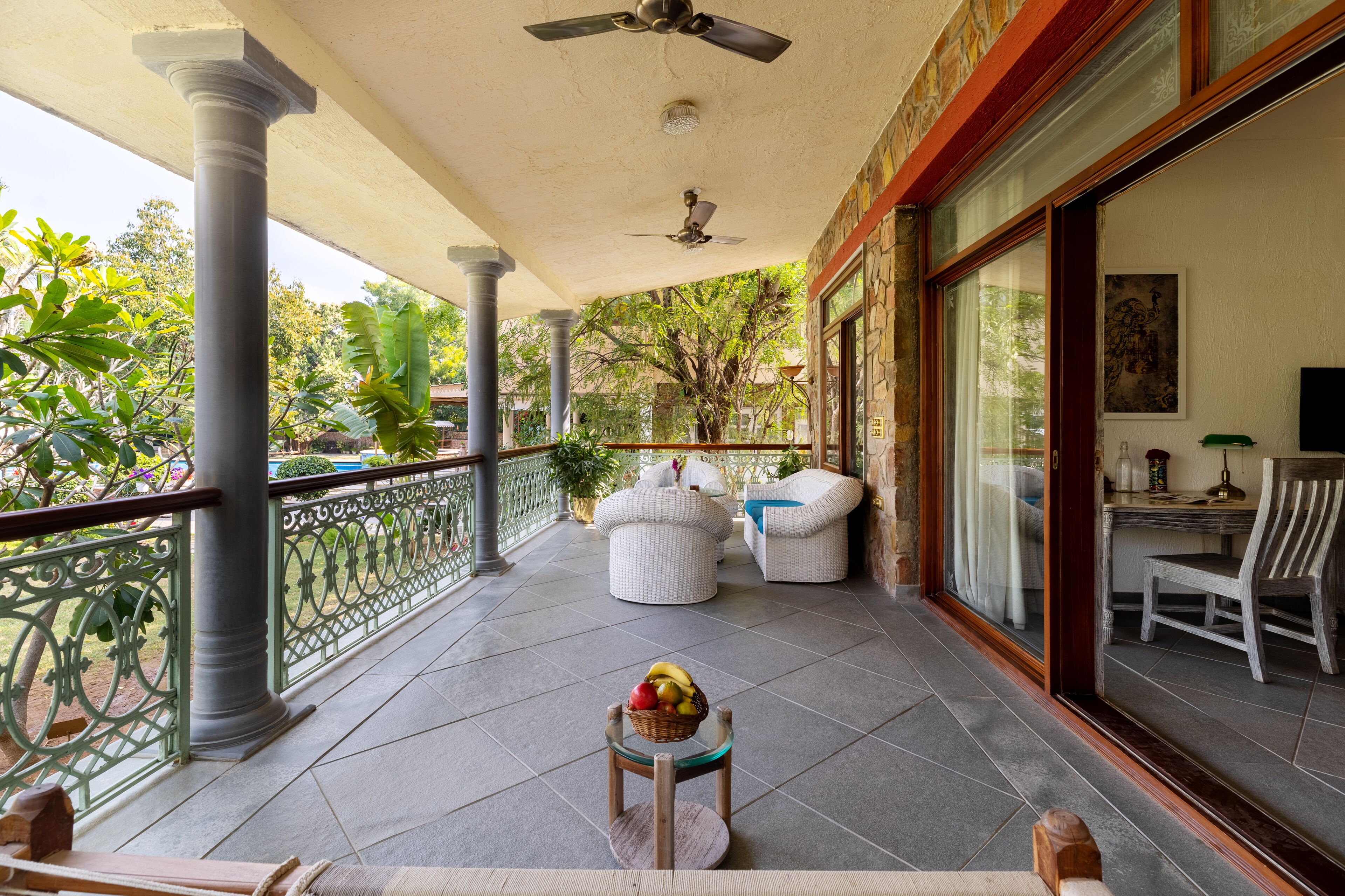 皇家别墅 | 阳台景观