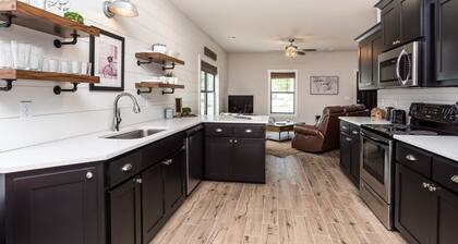 Cabin 10 @ Trails Edge