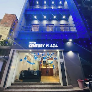 Front of property - The Century Plaza Hotel (Varanasi)
