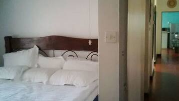 Apartment, 3 Bedrooms | 3 bedrooms, premium bedding, memory-foam beds, desk