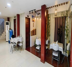 Daily buffet breakfast for a fee - Casa Germana (Puerto Princesa)