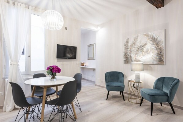 Apartment, 2 Bedrooms | Living area | Flat-screen TV - Borgo Pinti Angels (Florence)
