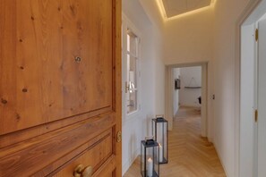 Hallway - Giotto Deluxe (Florence)