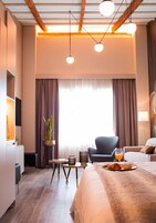 Studio (Pret a Porter) | Desk, blackout drapes, soundproofing, iron/ironing board