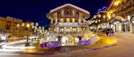 Nightclub