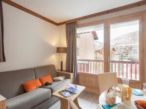 Departamento, baño en la habitación, vista a la montaña (Appartement avec Balcon) | Vista del balcón